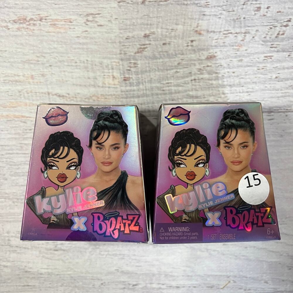 Bratz x Kylie Jenner Mini Collectible Doll Fashion Figure Box Pink Glam